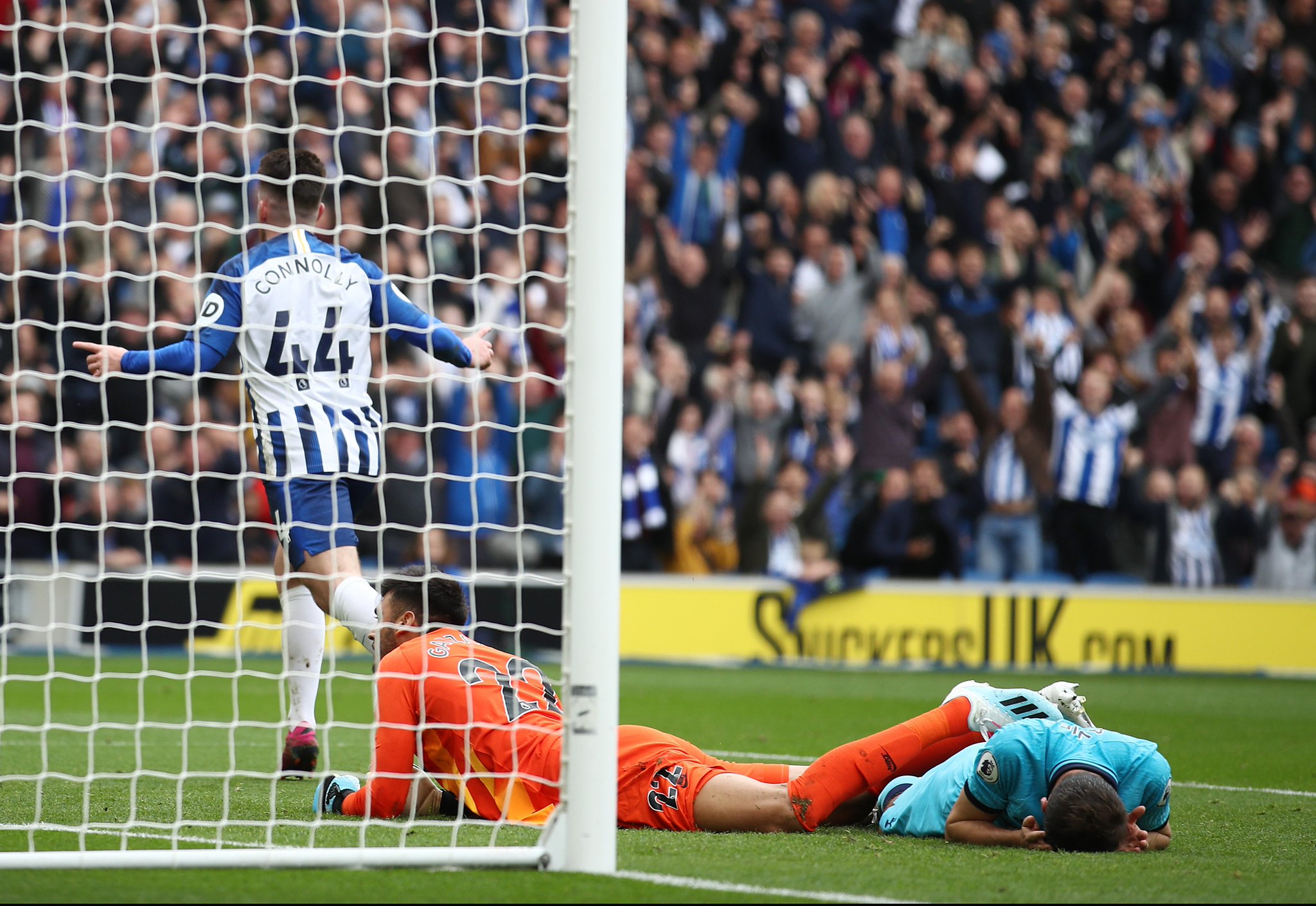 中国足球依 中国足球依